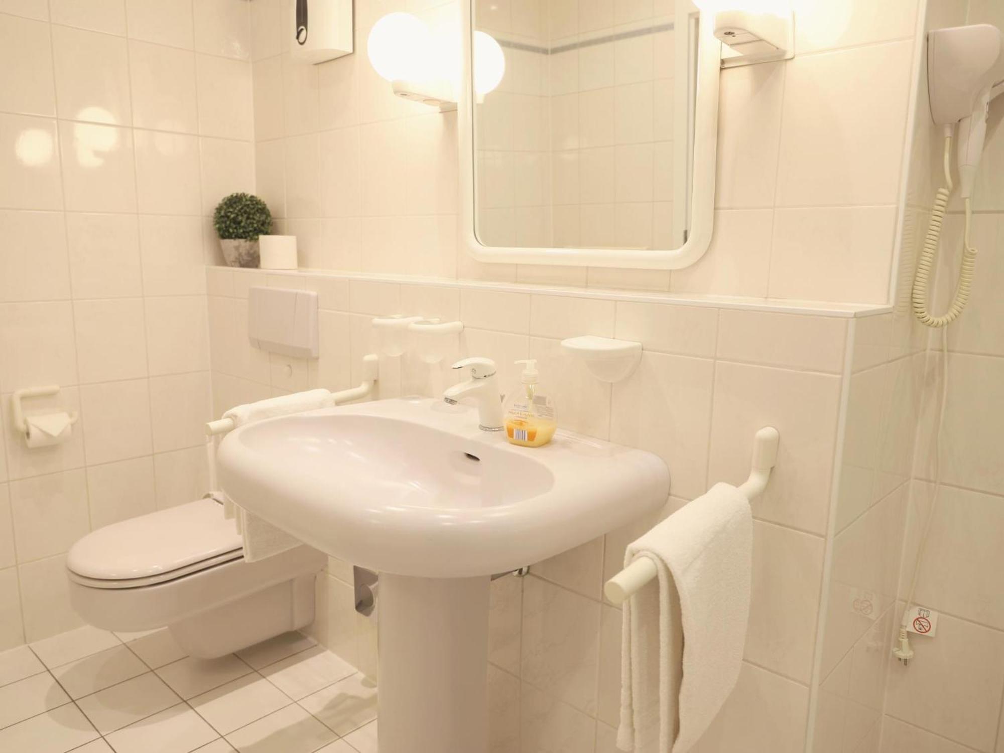 Das Geraeumige 2-Zimmer-Appartement Westerland Exterior photo